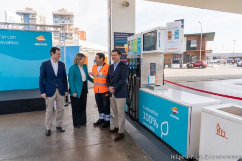 El Ayuntamiento de Cartagena Abre Negociaciones con Repsol para Retirar la Gasolinera del Puerto de Cabo de Palos