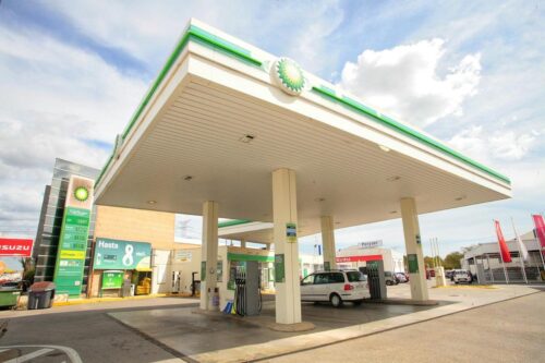 bp lanza en España su nuevo combustible HVO para flotas de transporte pesado