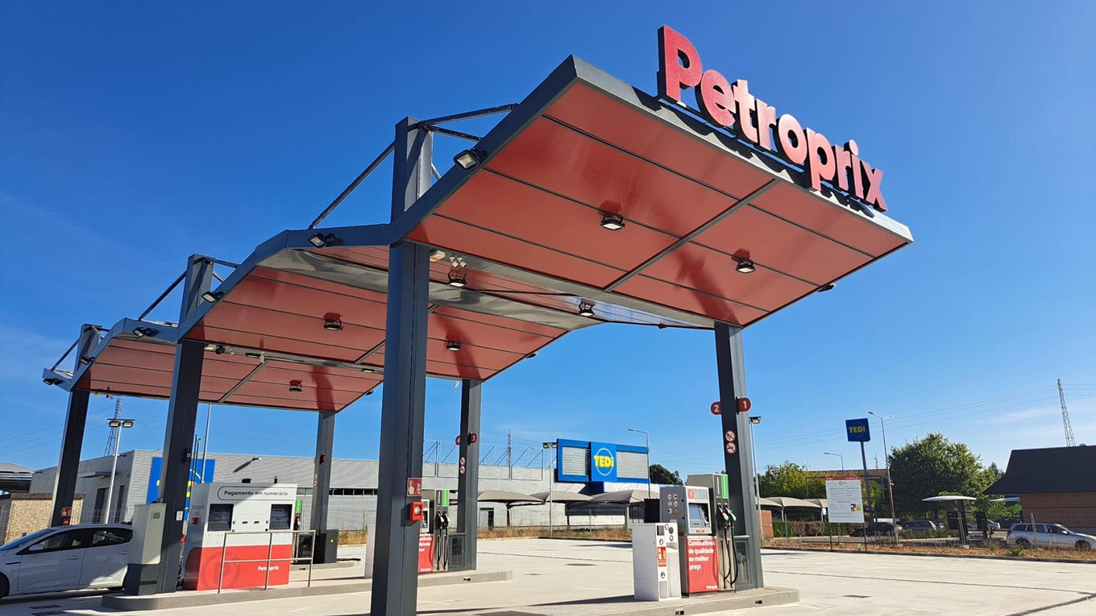 Petroprix prevé superar los 1.000 millones de euros en ventas para 2025 tras un año récord